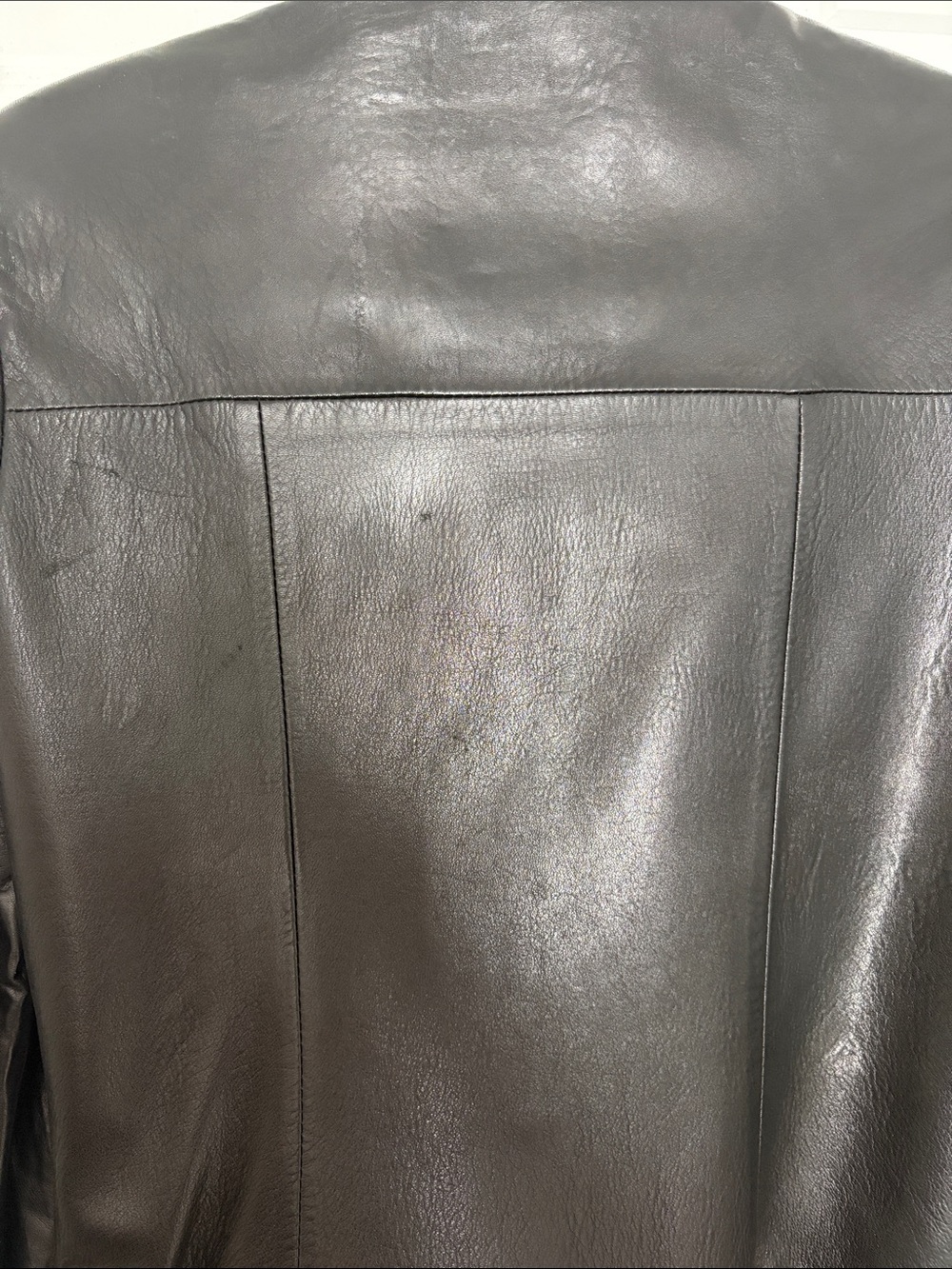 Leather jacket - Picture 3 of 5